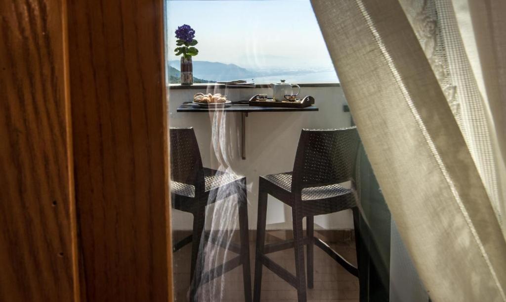 Bed and Breakfast Casa Rosaria Amalfi Coast Vietri Zewnętrze zdjęcie